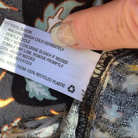 SzM Long Sleeve Universal Thread Dress - Picture 8 of 8